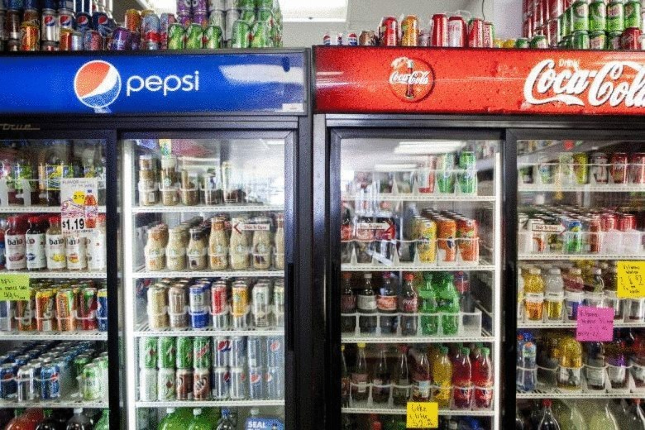 Coca-Cola и PepsiCo переименуют свои холодильники в магазинах