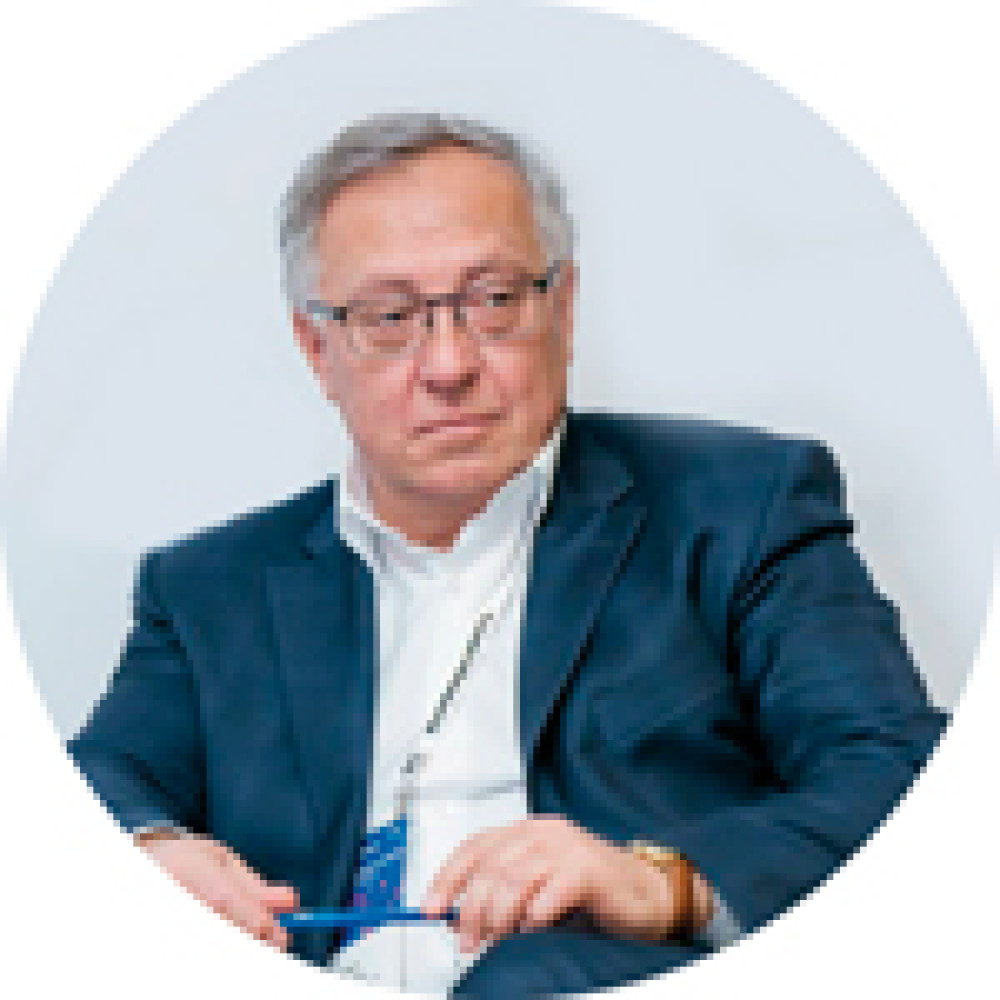 Павел Пахомов — руководитель Аналитического центра Санкт-Петербургской биржи