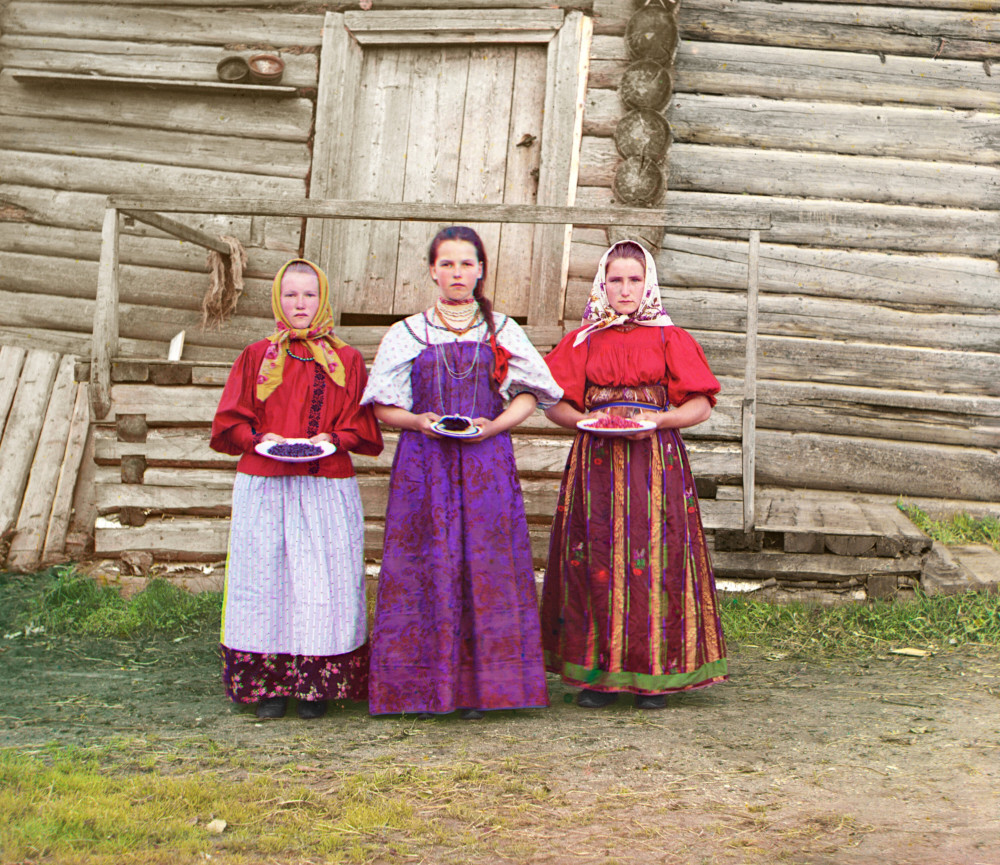 Крестьянские девушки. Российская империя, 1909 год. Сергей Прокудин-Горский