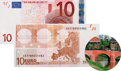 Банкноту номиналом 10 евро выпускали в красно-коричневом цвете, она посвящена романскому стилю.