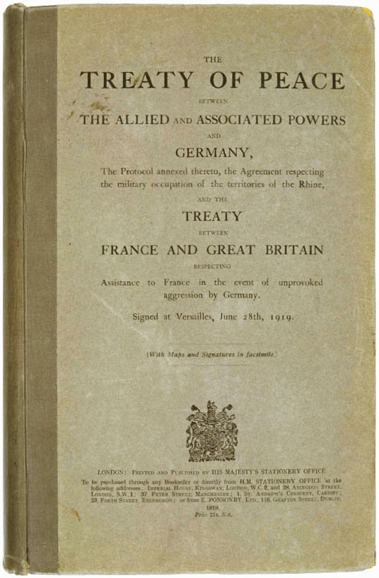Мирный договор, подписанный в Версале 28 июня 1919 года, завершил Первую мировую войну. Он возложил на Германию ответственность за развязывание войны и обязал правительство послевоенной Германии возместить ущерб, нанесенный Германией во время мировой войны.